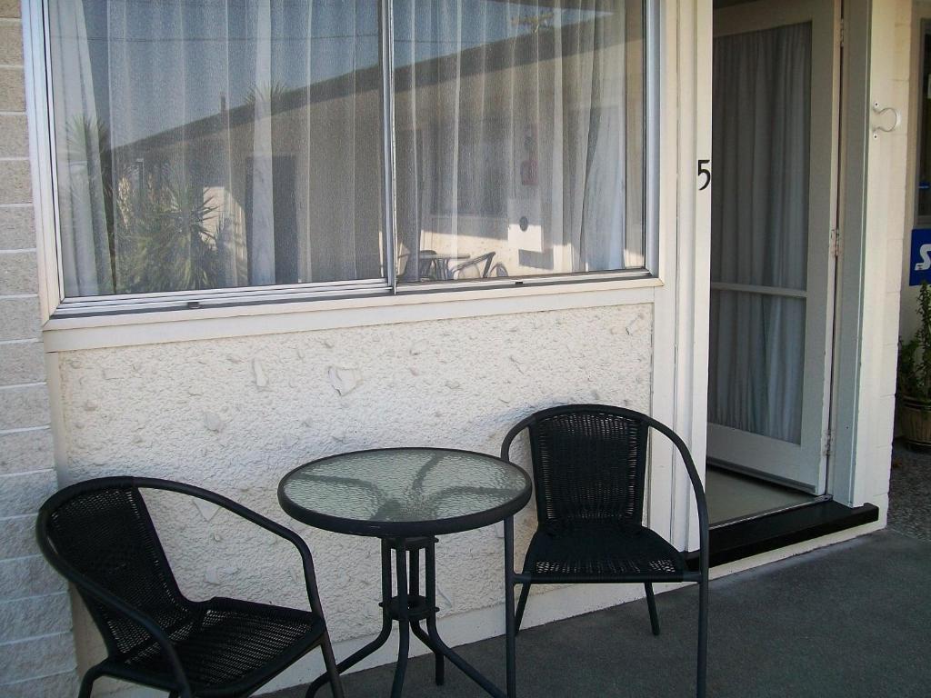 Cedar Court Motel Napier Exterior foto